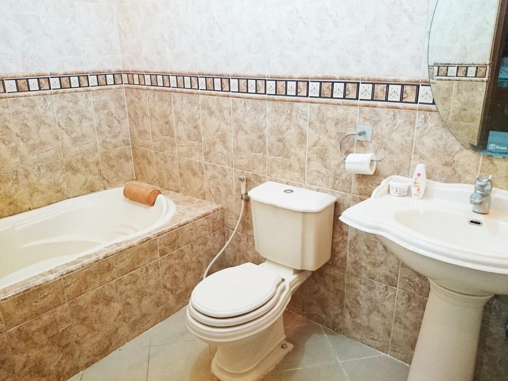 Hostel Богор Екстериор снимка